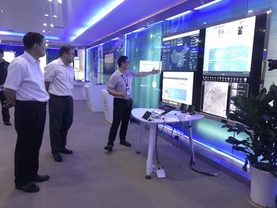 国务院新闻发言人郭卫民调研朗玛信息 推动大数据医疗与互联网信息服务融合发展